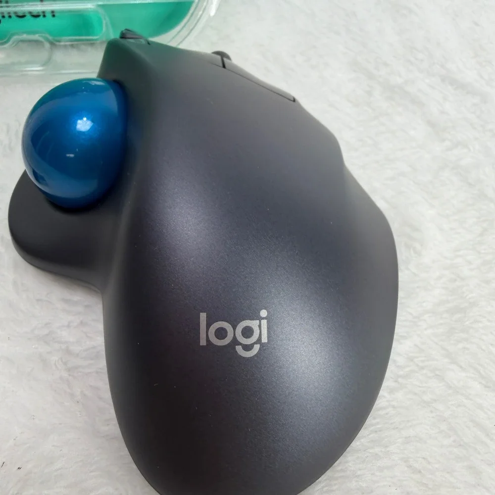 Logitech Trackman M570 Wireless Trackball Mouse Graphite Blue New Open Package